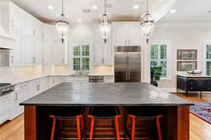 2109 Bancroft St, Houston, TX 77027 - Photo 17