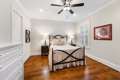 2109 Bancroft Street, Houston, TX 77027 - Photo 7