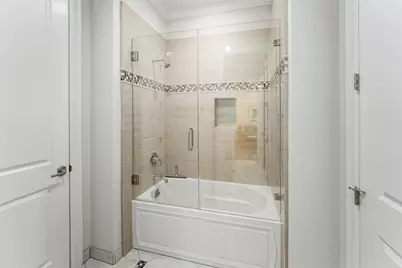 2109 Bancroft Street, Houston, TX 77027 - Photo 9