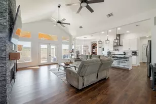 105 Mesa Grande Ct, Marble Falls, TX 78654 - Photo 13