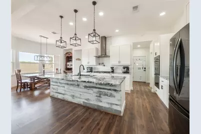 105 Mesa Grande Court, Marble Falls, TX 78654 - Photo 3