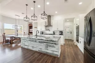 105 Mesa Grande Ct, Marble Falls, TX 78654 - Photo 3