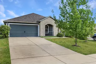 132 Denton Dr, Hutto, TX 78634 - Photo 1