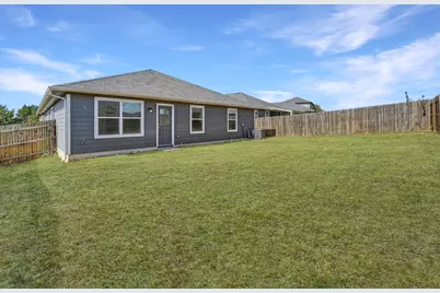 132 Denton Drive, Hutto, TX 78634 - Photo 33