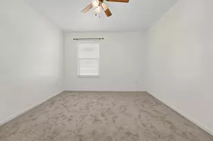 132 Denton Dr, Hutto, TX 78634 - Photo 15