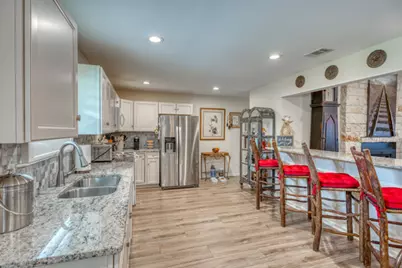 215 E McGee Trail, Kingsland, TX 78639 - Photo 7
