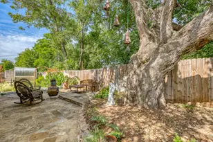 215 E McGee Trail, Kingsland, TX 78639 - Photo 25