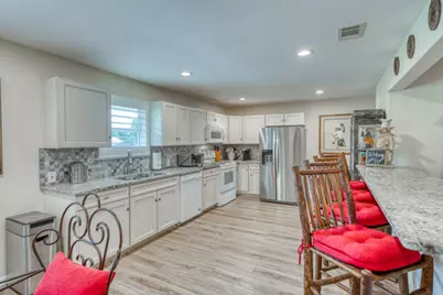 215 E McGee Trail, Kingsland, TX 78639 - Photo 7