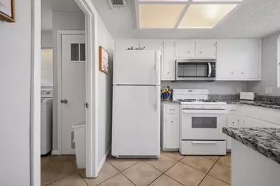 3208 Twinberry Cove #A, Austin, TX 78746 - Photo 17