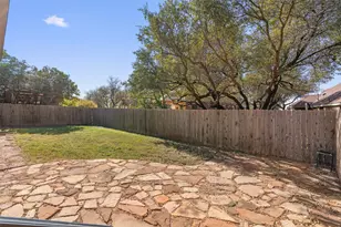 407 Red Hawk Dr, Leander, TX 78641 - Photo 31