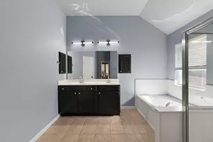 407 Red Hawk Dr, Leander, TX 78641 - Photo 19