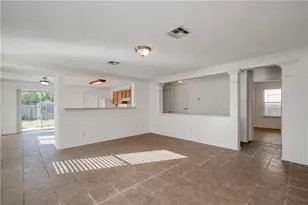 13316 Thome Valley Dr, Del Valle, TX 78617 - Photo 5