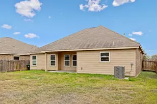 1204 Twin Estates Dr, Kyle, TX 78640 - Photo 25