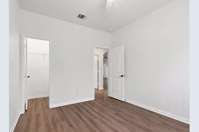 1204 Twin Estates Drive, Kyle, TX 78640 - Photo 7