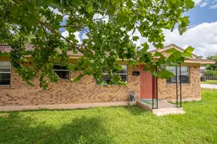 601 Martin Luther King Blvd, Cameron, TX 76520 - Photo 17