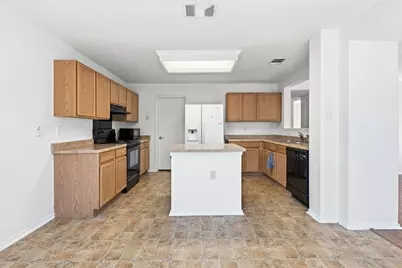 216 Capistrano Drive, San Marcos, TX 78666 - Photo 9