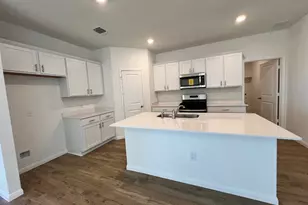 2005 Lazy Acres St, Leander, TX 78641 - Photo 7