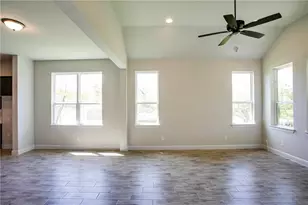 150 Raptor Beak Wy, Cedar Creek, TX 78612 - Photo 21