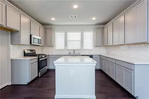 6407 Rounded Pebble Ln, Buda, TX 78610 - Photo 5