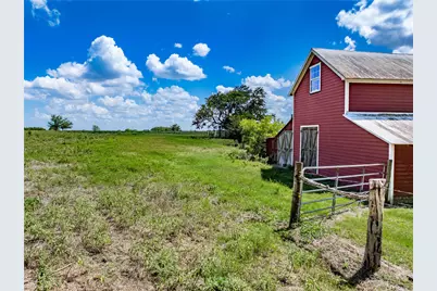 1466 County Road 253, Weimar, TX 78962 - Photo 13