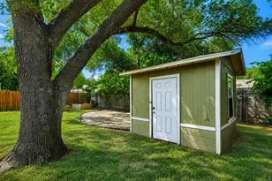 509 Westmorland Dr, Austin, TX 78745 - Photo 23