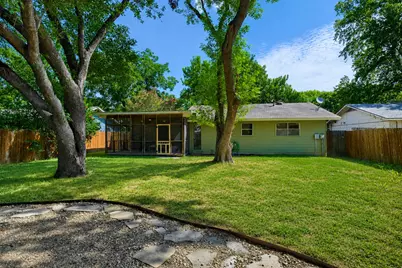 509 Westmorland Drive, Austin, TX 78745 - Photo 23