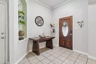 302 Lone Star Blvd, Hutto, TX 78634 - Photo 3