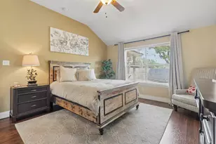302 Lone Star Blvd, Hutto, TX 78634 - Photo 7