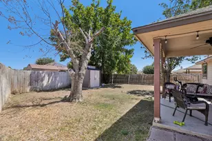 302 Lone Star Blvd, Hutto, TX 78634 - Photo 15