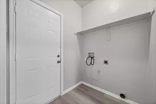 1801 Constantino Cir, Austin, TX 78745 - Photo 11