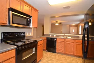 806 Municipal Dr, Leander, TX 78641 - Photo 11