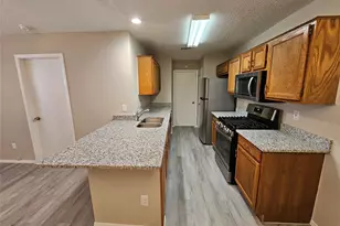 12303 Alderbrook Dr, Austin, TX 78758 - Photo 9