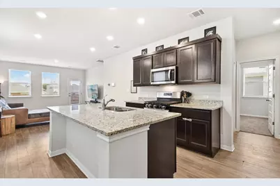 255 Spirit Street, Elgin, TX 78621 - Photo 11