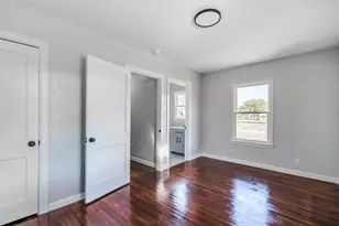 1819 Pecan St, Bastrop, TX 78602 - Photo 17