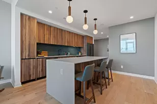 84 East Ave, Austin, TX 78701 - Photo 11