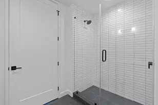 84 East Ave, Austin, TX 78701 - Photo 19