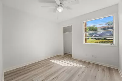 608 Bracewood Circle #D, San Marcos, TX 78666 - Photo 11