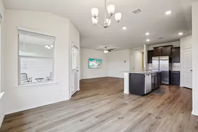 117 Break Avenue, Taylor, TX 76574 - Photo 9