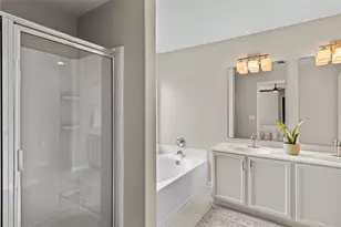 292 Spruce Dr, Kyle, TX 78640 - Photo 17