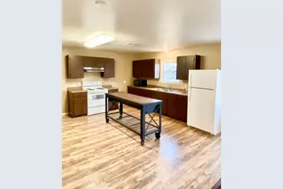 303 S Commerce Street, Granger, TX 76530 - Photo 15