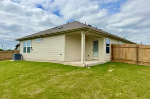 413 Abbey Ln, Lockhart, TX 78644 - Photo 19