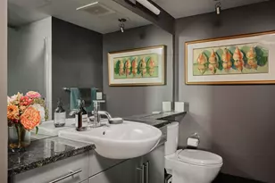 300 Bowie St, Austin, TX 78703 - Photo 21