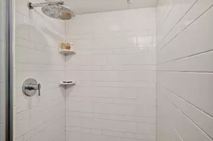 300 Bowie St, Austin, TX 78703 - Photo 17