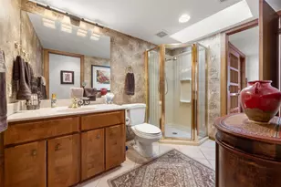 116 W Eagle Dr, The Hills, TX 78738 - Photo 31