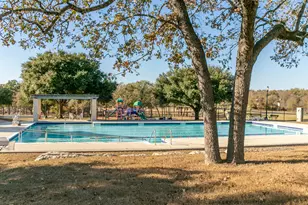 332 Maddy Wy, Bastrop, TX 78602 - Photo 5