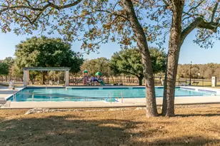 332 Maddy Wy, Bastrop, TX 78602 - Photo 5