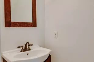 8111 Hawick Dr, Round Rock, TX 78681 - Photo 17