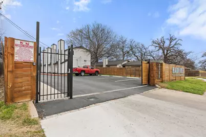2706 Wheless Lane #Bldg 3, Austin, TX 78723 - Photo 3
