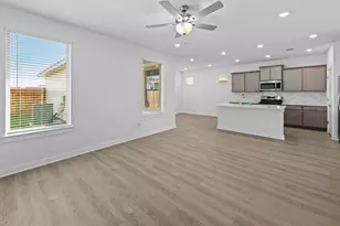 641 Salamander St, San Marcos, TX 78666 - Photo 5