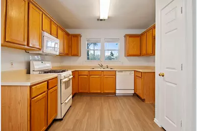 2733 Crimson Sky Court, Round Rock, TX 78665 - Photo 5